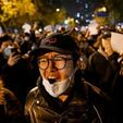Protestos se multiplicam em cidades chinesas contra a política de 'Covid zero' (NOEL CELIS / AFP-27/1/2022)